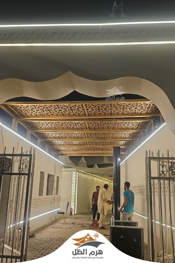 أعمال مظلات في منى